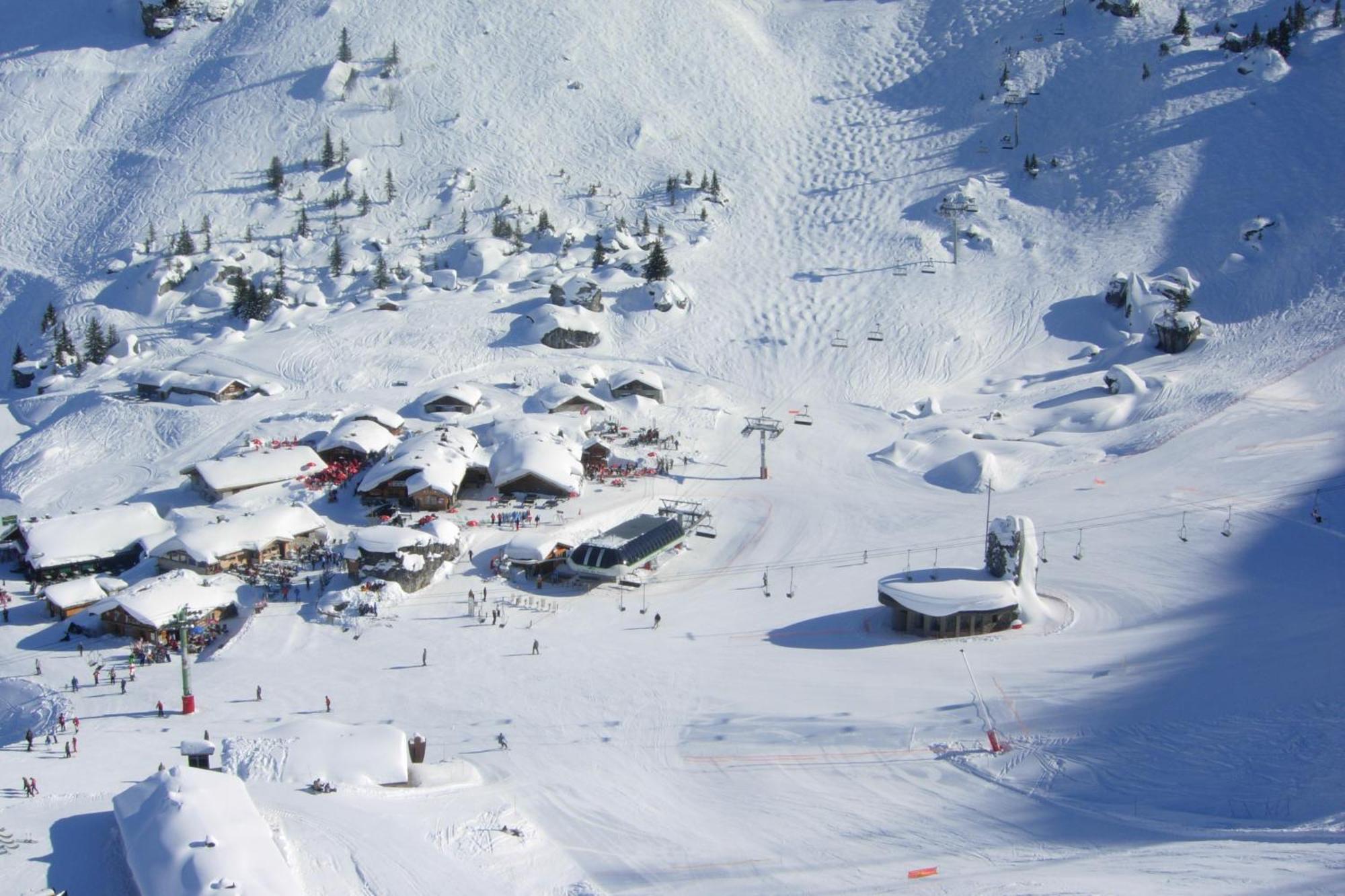 Au Bois De Lune Chatel Exterior photo