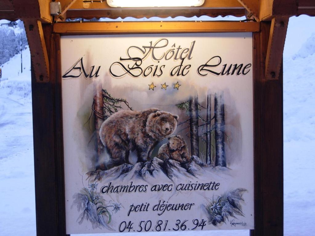 Au Bois De Lune Chatel Exterior photo